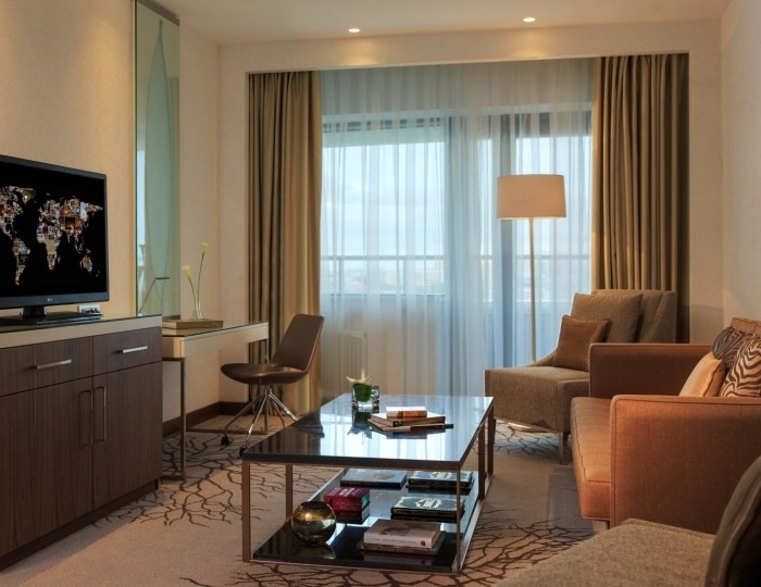 Junior Suite 2-местный 2-комнатный Junior Suite - Гостиница Renaissance Minsk / Ренессанс Минск
