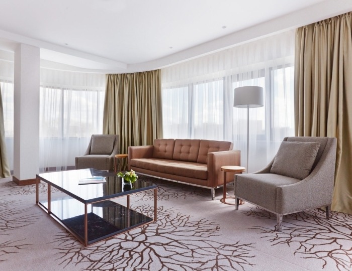 Suite 2-местный 2-комнатный Corner Suite - Гостиница Renaissance Minsk / Ренессанс Минск